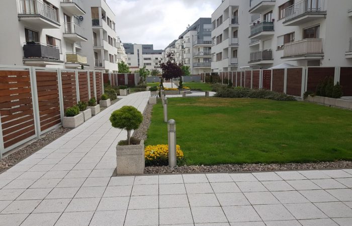 13,OSIEDLE PLATAN